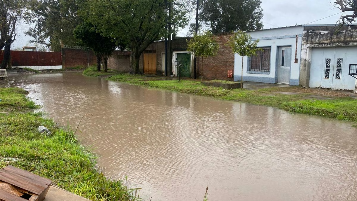 calle-inundacion-entre rios-png